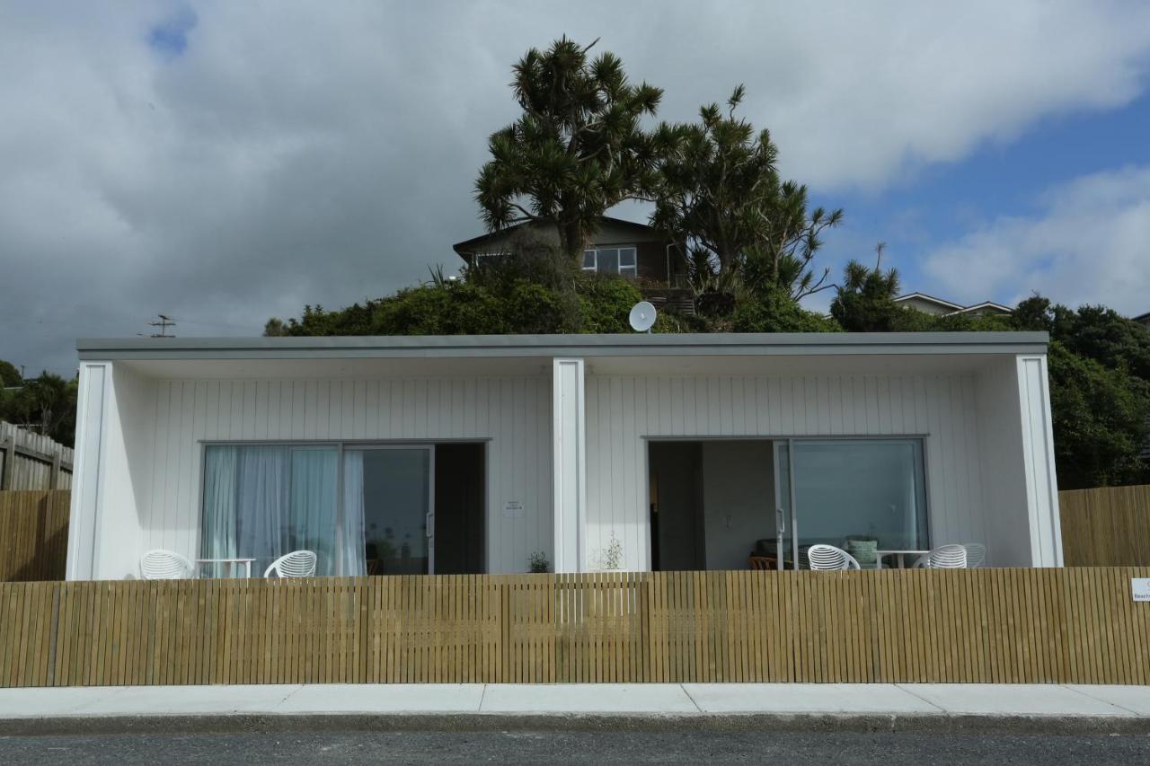 Seascape Accommodation Kaka Point Dış mekan fotoğraf